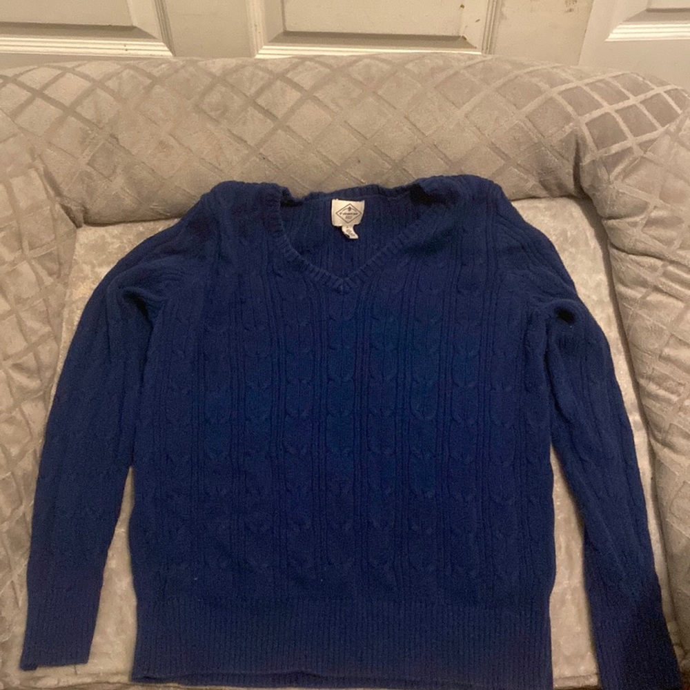 Blue sweater, Size: L, Brand: ST. Johns Bay
